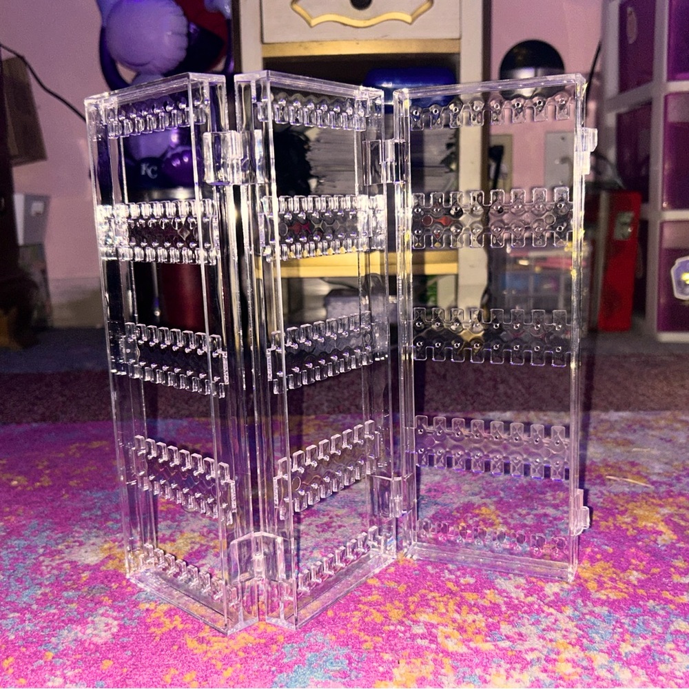Clear Jewelry Stand